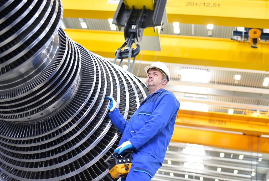 Trabajador en turbina