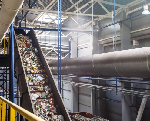 moving conveyor transporter on Modern waste recycling processing